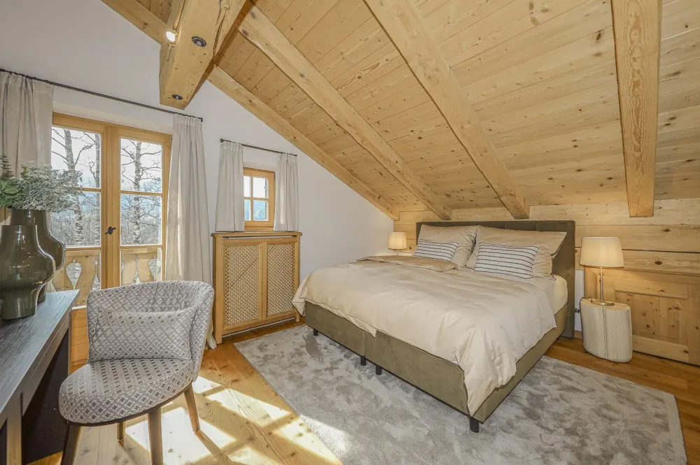 KITZIMMO-Exklusives Landhaus mit Pool in bester Lage - Immobilien Kitzbühel.-16