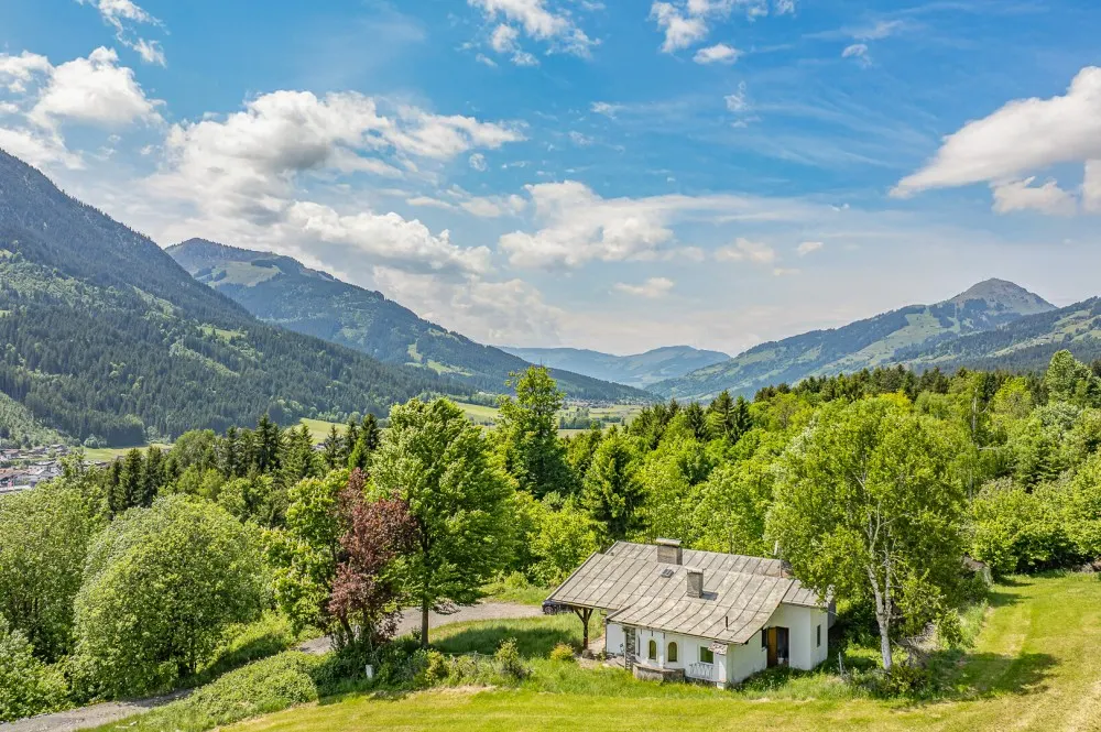 KITZIMMO-Luxuswohnungen in Top-Sonnen-Ruhelage kaufen - Immobilien Kirchberg.