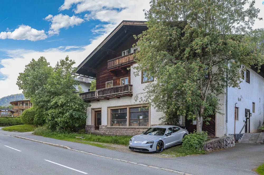 KITZIMMO-Stadthaus im Zentrum mit großem Potenzial kaufen - Immobilien Kitzbühel.