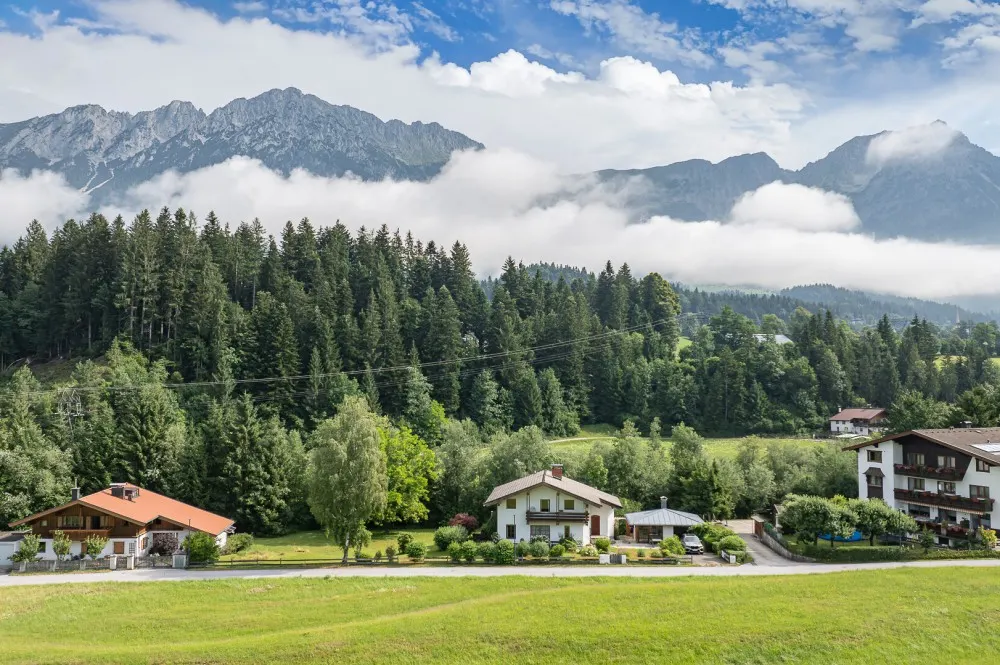 KITZIMMO-Einfamilienhaus mit großem Grundstück kaufen - Immobilien Söll.-4