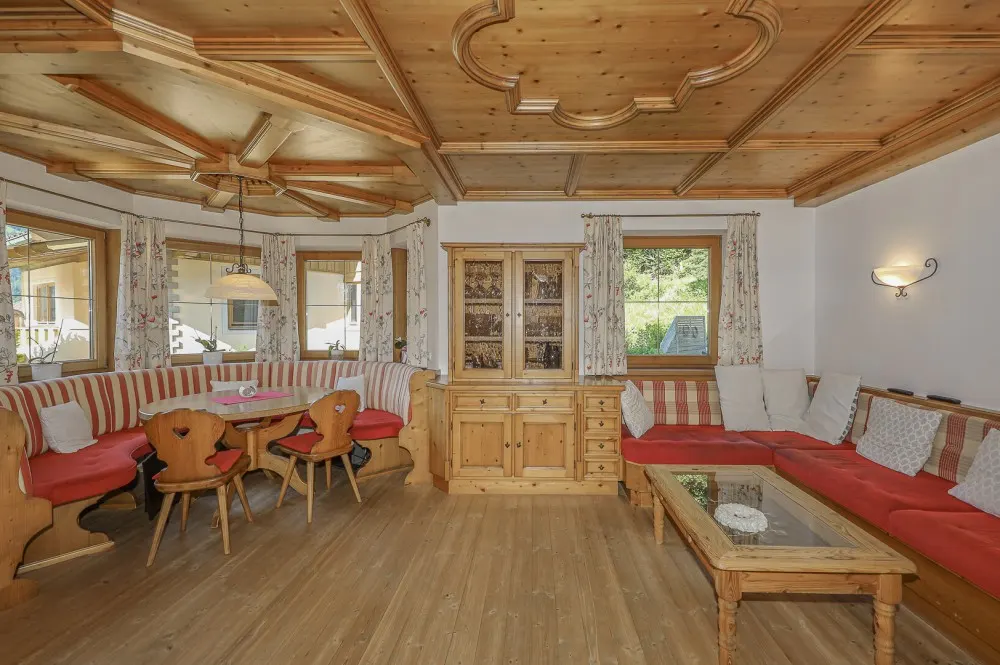 KITZIMMO-Eckreihenhaus in sonniger Ruhelage mit Panorama-Ausblick - Immobilien Brixen.