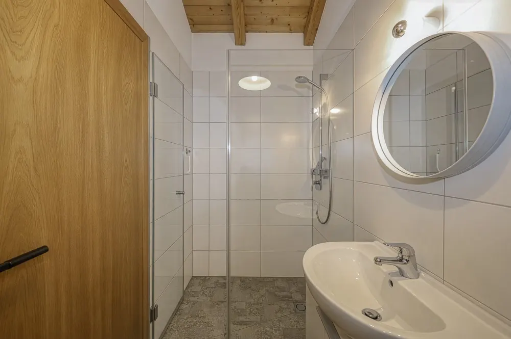 KITZIMMO-Penthouse mit Freizeitwohnsitz in einem Bauernhaus in Alleinlage - Immobilien Westendorf.