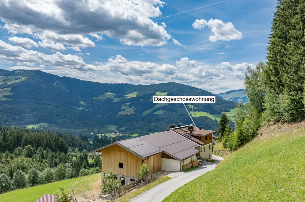 KITZIMMO-Penthouse mit Freizeitwohnsitz in einem Bauernhaus in Alleinlage - Immobilien Westendorf.