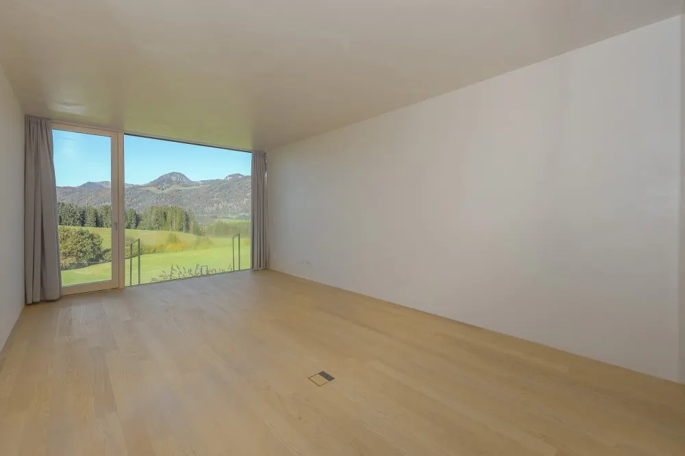 KITZIMMO-Luxusvilla mit Pool und Bergblick in Toplage kaufen - Immobilien Schwendt.