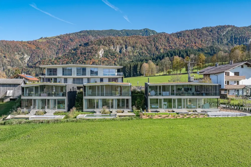 KITZIMMO-Luxusvilla mit Pool und Bergblick in Toplage kaufen - Immobilien Schwendt.