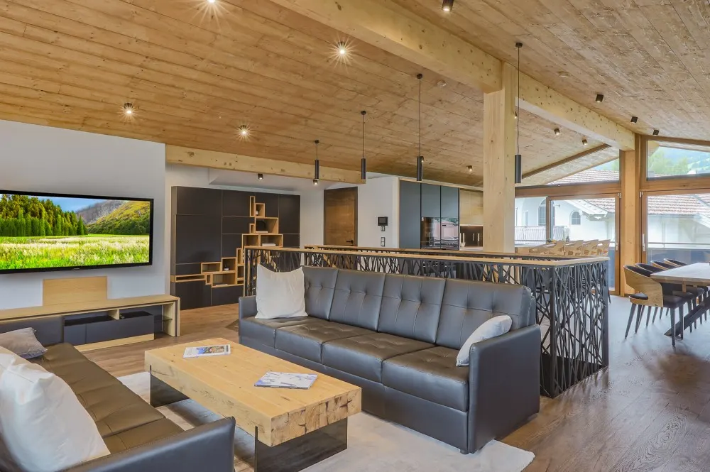 KITZIMMO-Luxuschalet in Toplage kaufen - Immobilien Kirchberg Tirol.