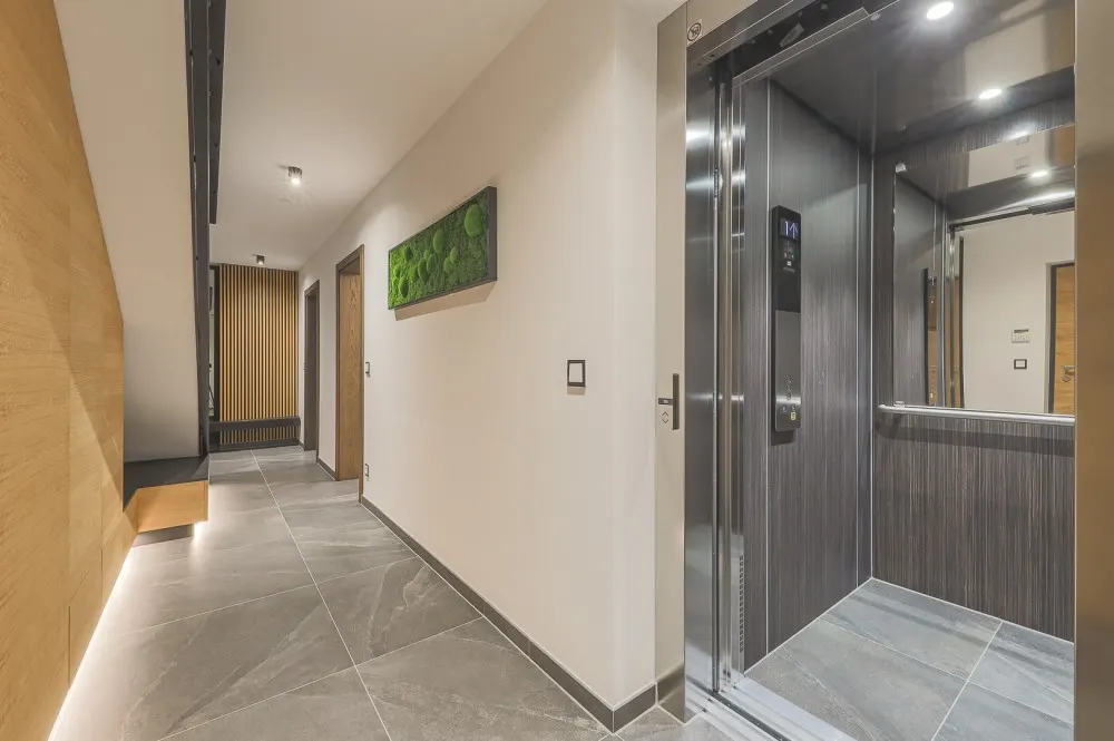 KITZIMMO-Luxuschalet in Toplage kaufen - Immobilien Kirchberg Tirol.