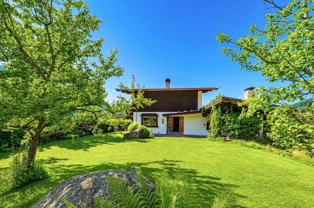 KITZIMMO-Baugrundstück mit Altbestand auf der Bichlalm kaufen - Immobilien Kitzbühel.-1-4-6