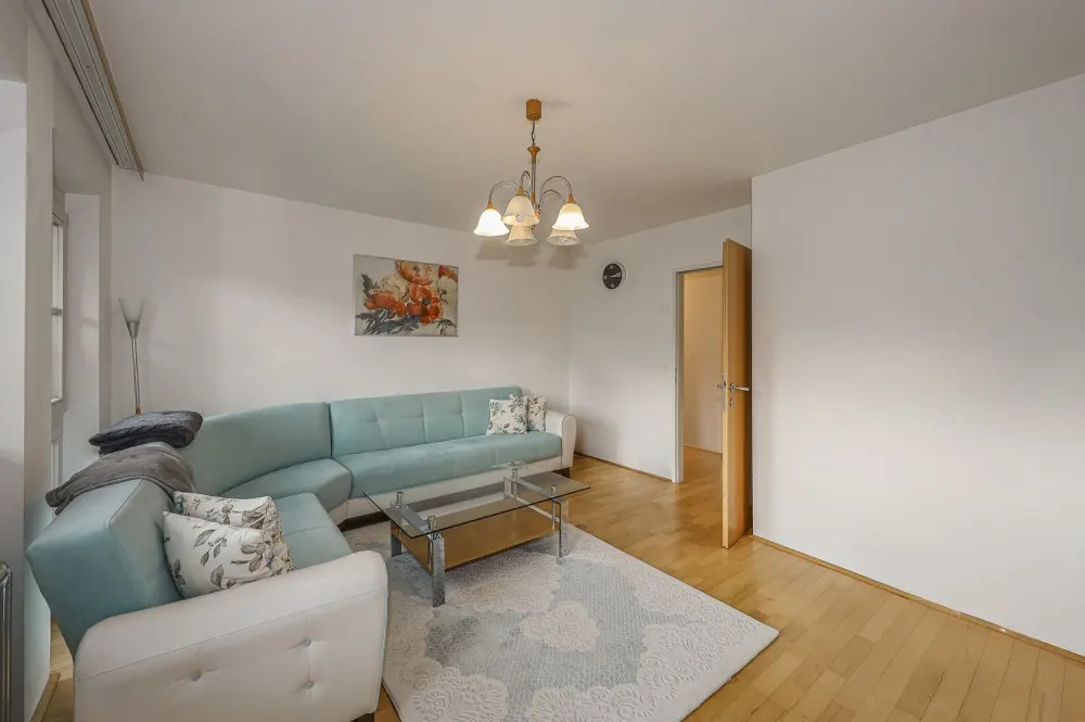 KITZIMMO-Wohnung in Ruhelage am Sonnberg mit schönem Ausblick - Immobilien Kirchberg.