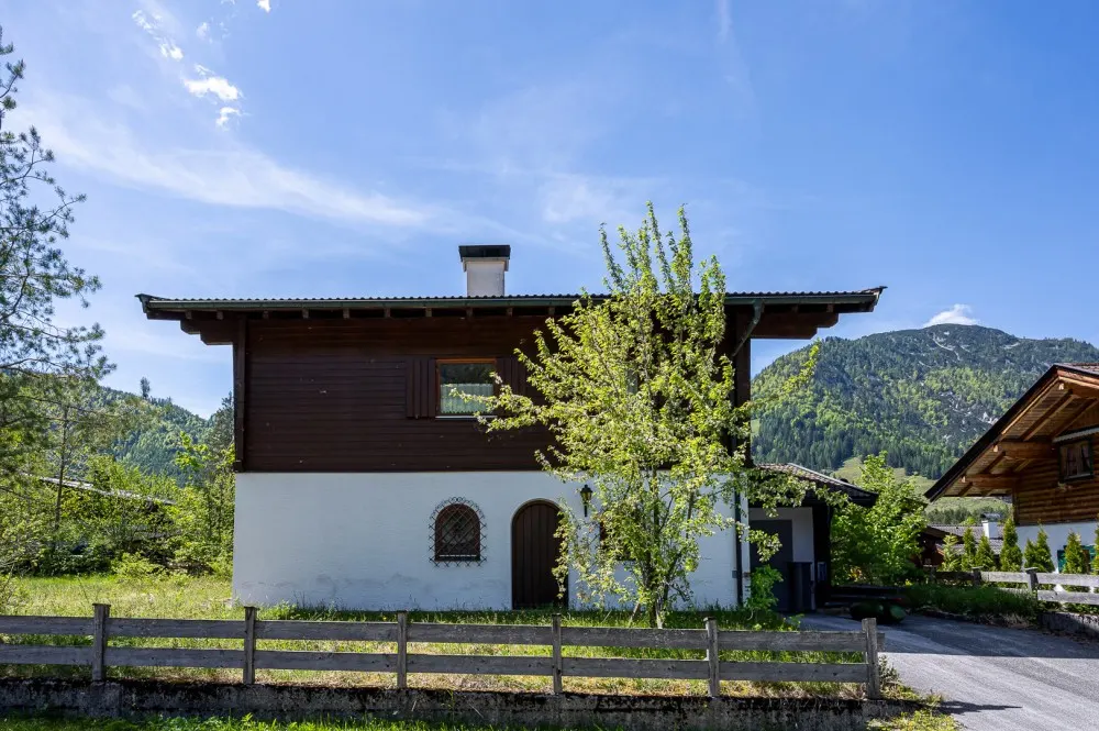 KITZIMMO-Haus mit zusätzlichem Baugrund kaufen - Immobilien St. Ulrich am Pillersee.