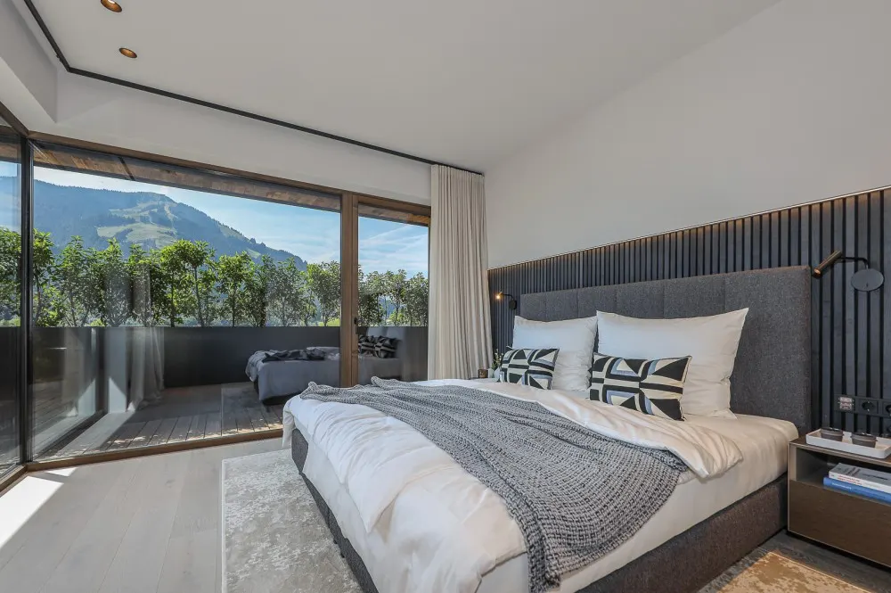 KITZIMMO-Luxusvilla mit Pool in Toplage kaufen - Immobilien Brixen im Thale.