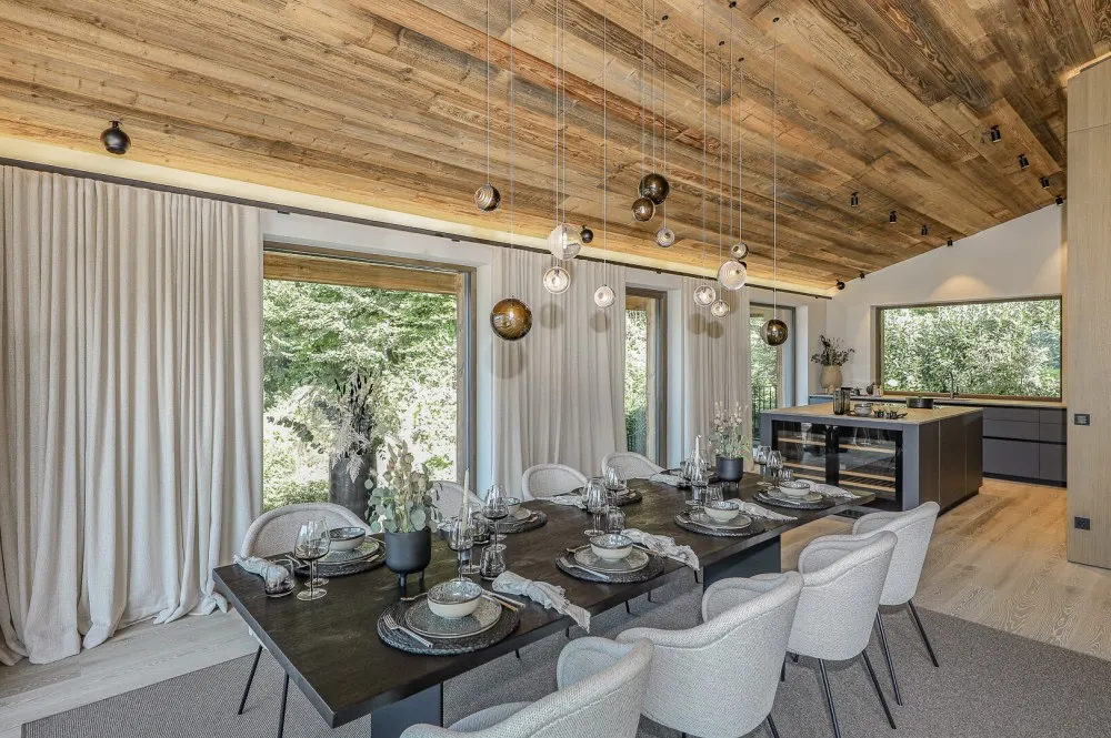 KITZIMMO-Luxusvilla mit Pool in Toplage kaufen - Immobilien Brixen im Thale.