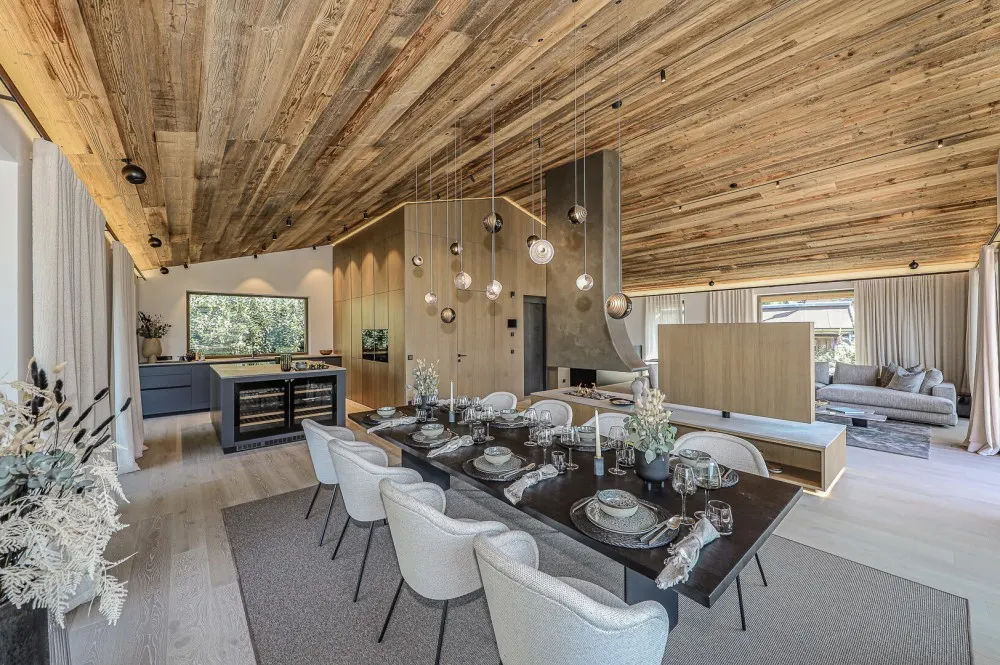 KITZIMMO-Luxusvilla mit Pool in Toplage kaufen - Immobilien Brixen im Thale.