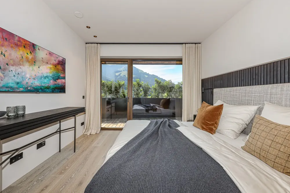 KITZIMMO-Luxusvilla mit Pool in Toplage kaufen - Immobilien Brixen im Thale.