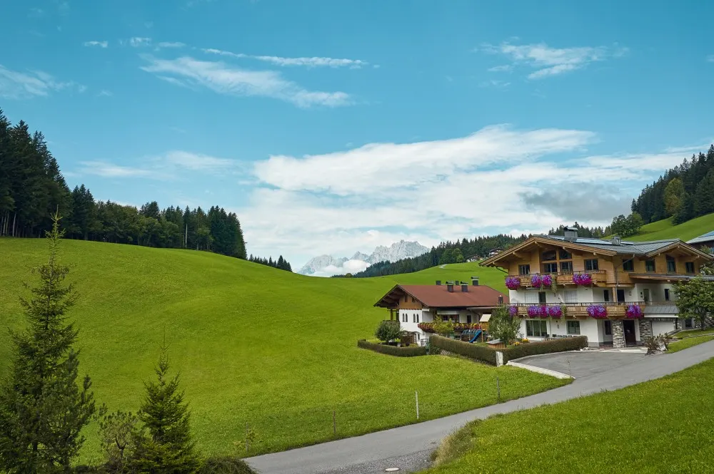 KITZIMMO-Luxusvilla mit Freizeitwohnsitz in Toplage kaufen - Immobilien Fieberbrunn. -8