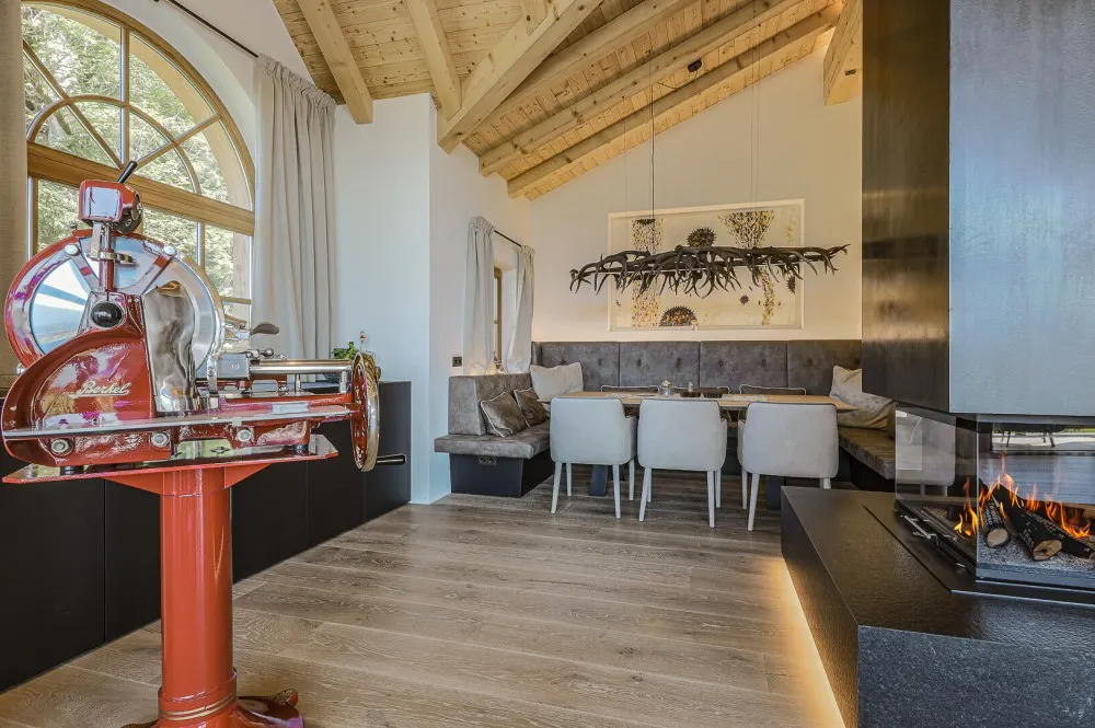 KITZIMMO-Exklusives Chalet am Schwarzsee kaufen - Immobilien Kitzbühel.