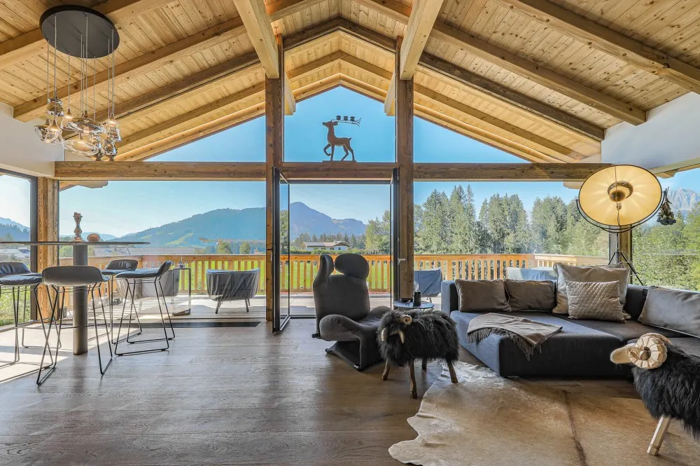 KITZIMMO-Exklusives Chalet am Schwarzsee kaufen - Immobilien Kitzbühel.