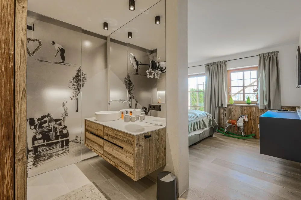 KITZIMMO-Exklusives Chalet am Schwarzsee kaufen - Immobilien Kitzbühel.