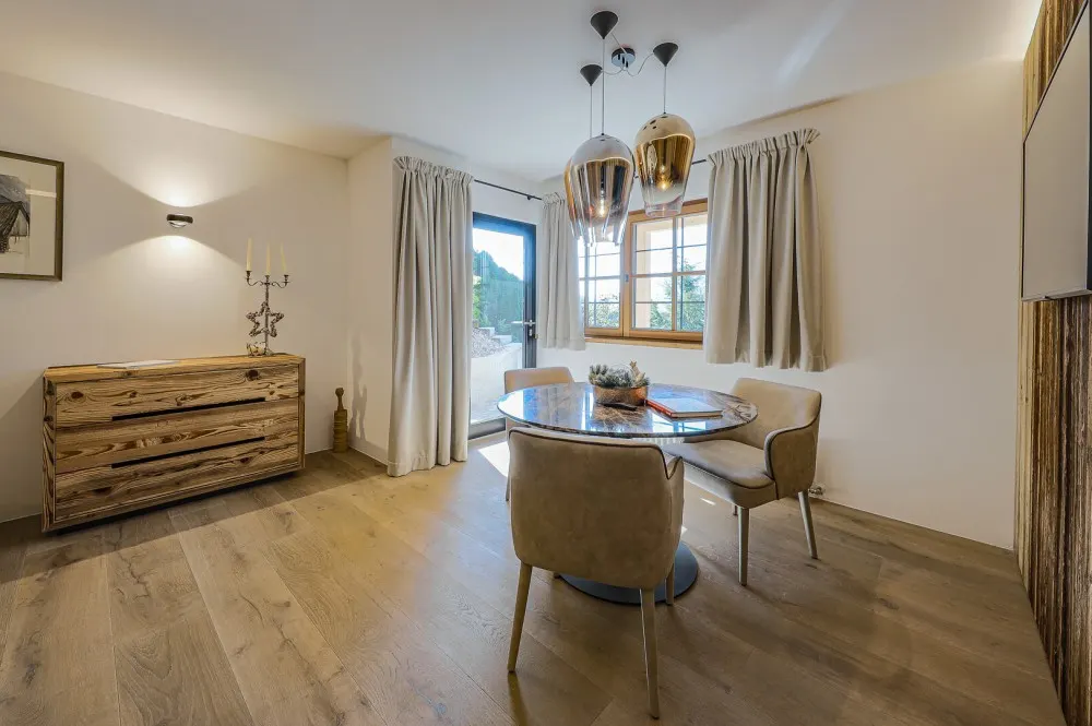 KITZIMMO-Exklusives Chalet am Schwarzsee kaufen - Immobilien Kitzbühel.