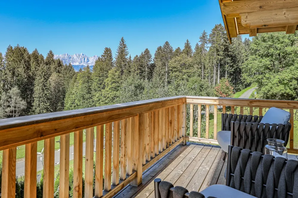 KITZIMMO-Exklusives Chalet am Schwarzsee kaufen - Immobilien Kitzbühel.