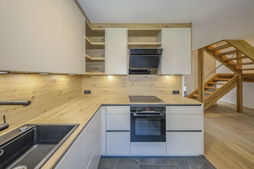 KITZIMMO-Exklusiver Freizeitwohnsitz am Sonnberg mit Panoramablick kaufen - Immobilien Kitzbühel.