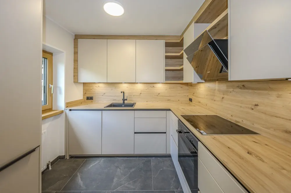 KITZIMMO-Exklusiver Freizeitwohnsitz am Sonnberg mit Panoramablick kaufen - Immobilien Kitzbühel.