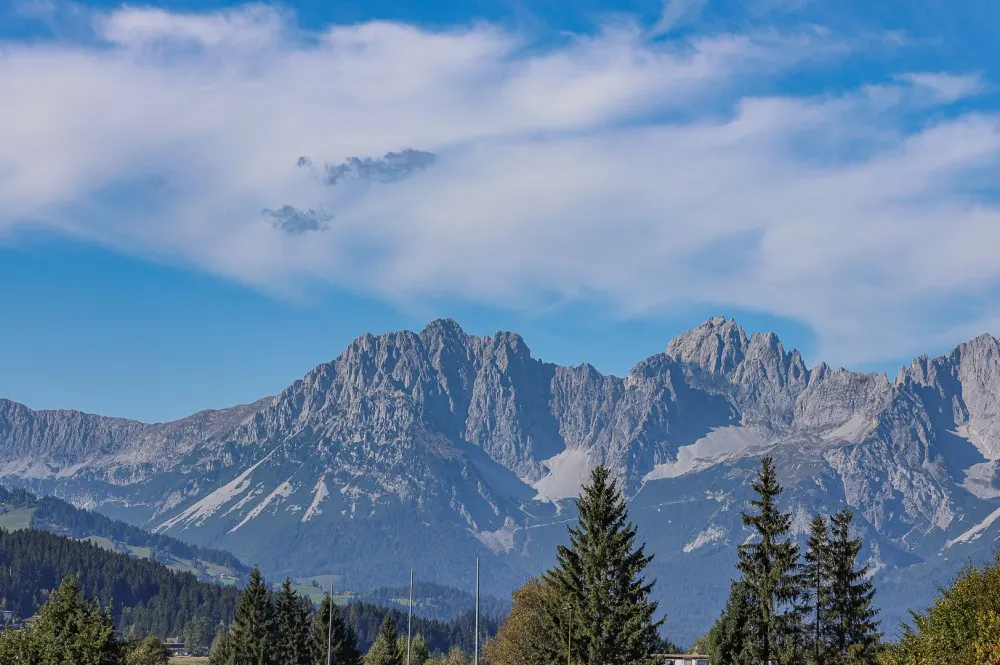 KITZIMMO-Hochwertige Mietwohnung mit Kaiserblick - Immobilien Kitzbühel.