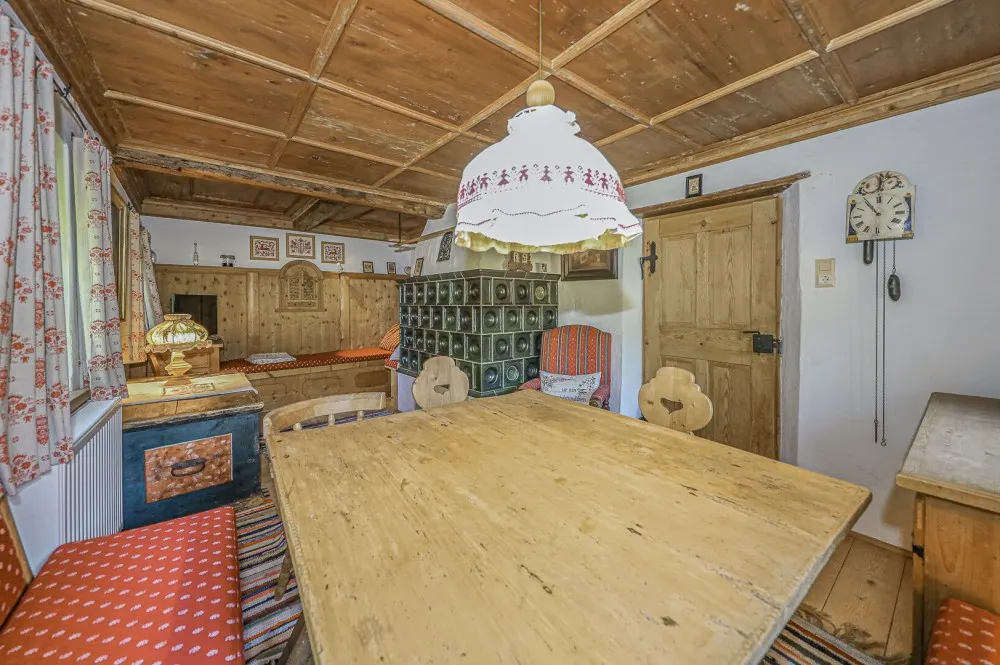 KITZIMMO-Historisches Bauernhaus in traumhafter Lage kaufen - Immobilien Erpfendorf.-12