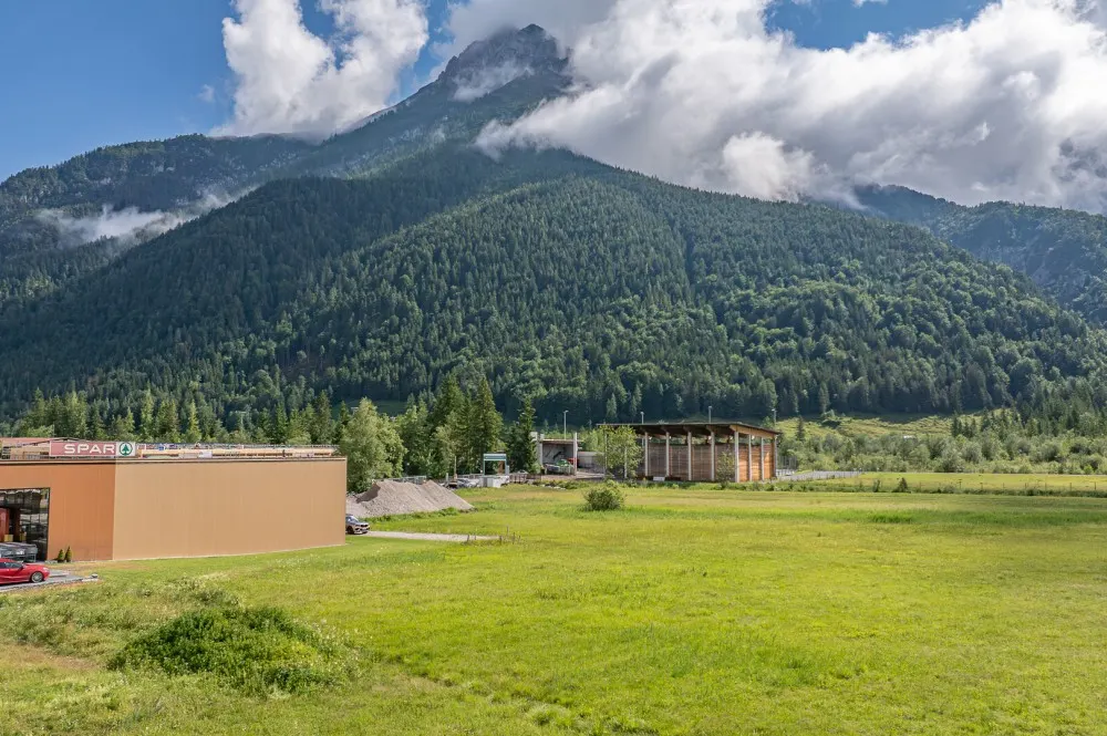 KITZIMMO-Grundstück mit Baugenehmigung für 15 Wohnungen & 1 Geschäft - Immobilien St. Ulrich.-8