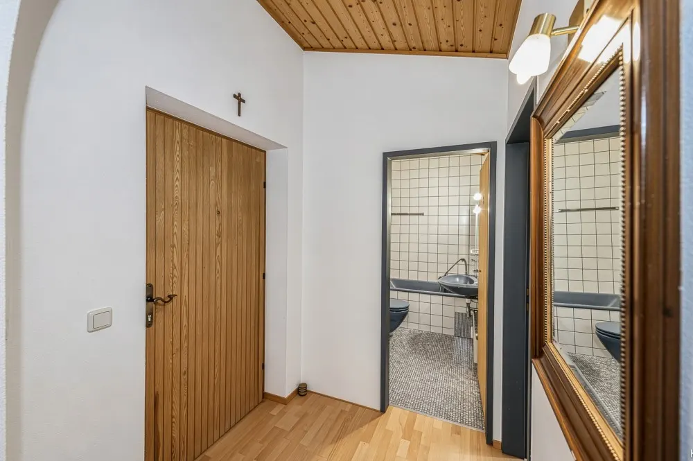 KITZIMMO-Dachgeschosswohnung mit Bergblick kaufen - Immobilien Kitzbühel.-12