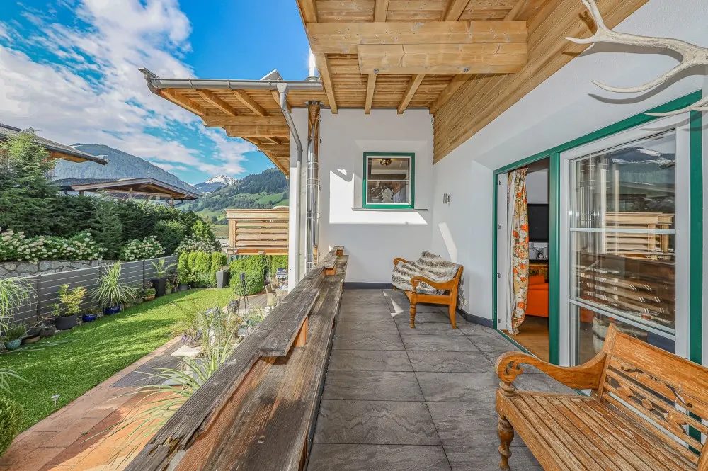 eckhauskaufKITZIMMO-exklusives Haus in sonniger Ruhelage mieten - Immobilien Jochberg.nkitzimmotoplagejochbergkitzimmo-21