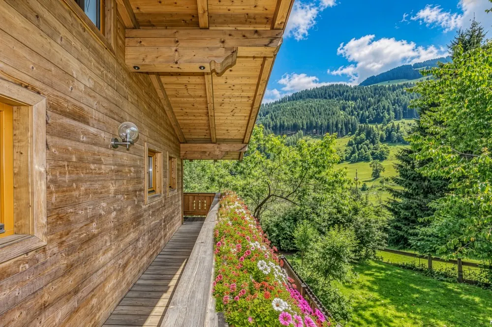KITZIMMO-Historischen Anwesen mit 3.800 m² Grund in Ruhelage - Immobilien Jochberg.-2-11-6