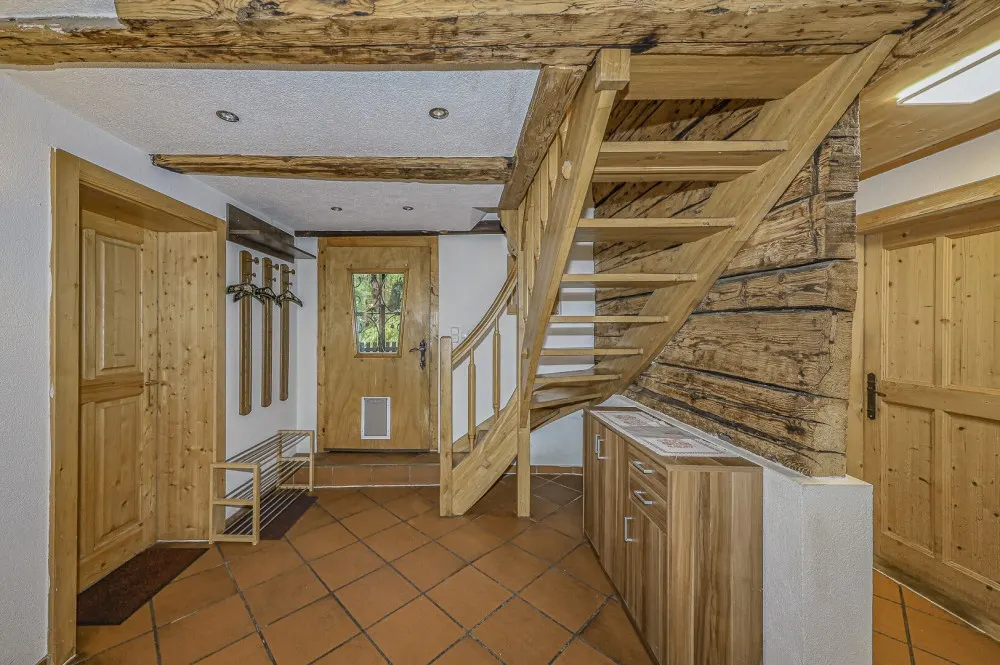 KITZIMMO-Historischen Anwesen mit 3.800 m² Grund in Ruhelage - Immobilien Jochberg.-2-11-13