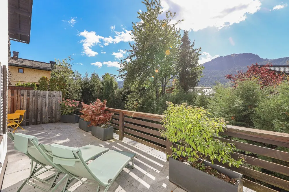 KITZIMMO-Terrassenwohnung in Toplage auf der Sonnseite - Immobilien Kitzbühel.