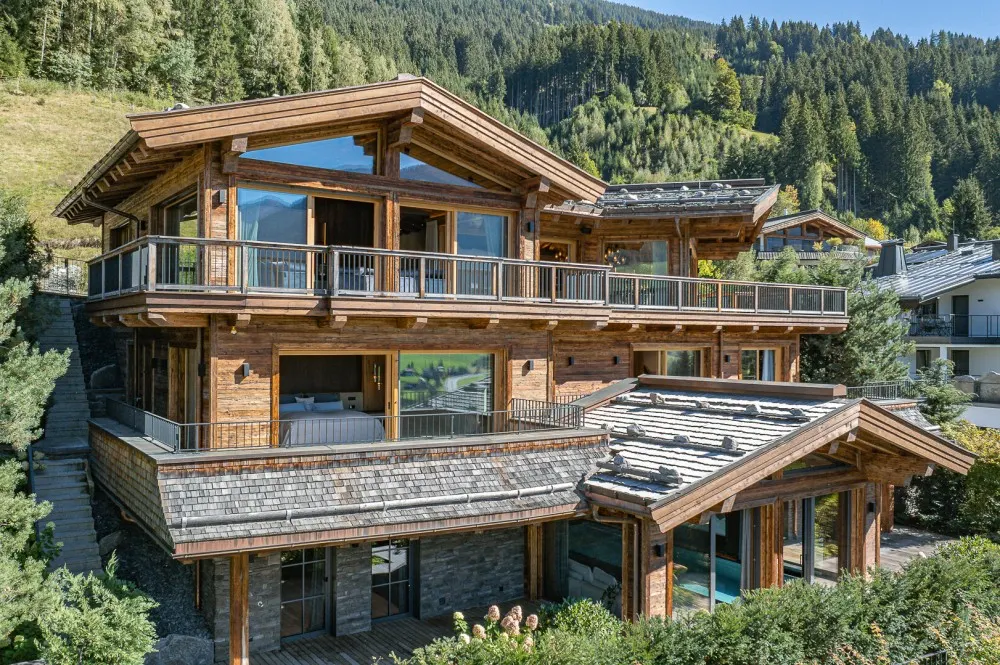 KITZIMMO-Beeindruckende Luxusvilla in sonniger Toplage - Immobilien Jochberg.