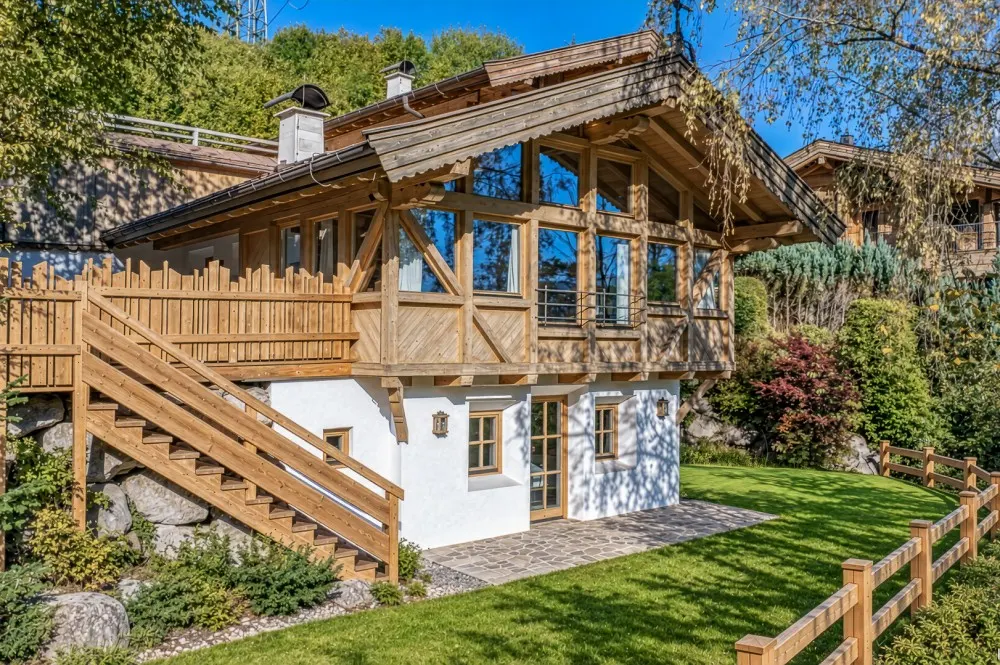 KITZIMMO-Exklusives Ski in / Ski out Chalet mit Kaiserblick - Immobilien Ellmau.