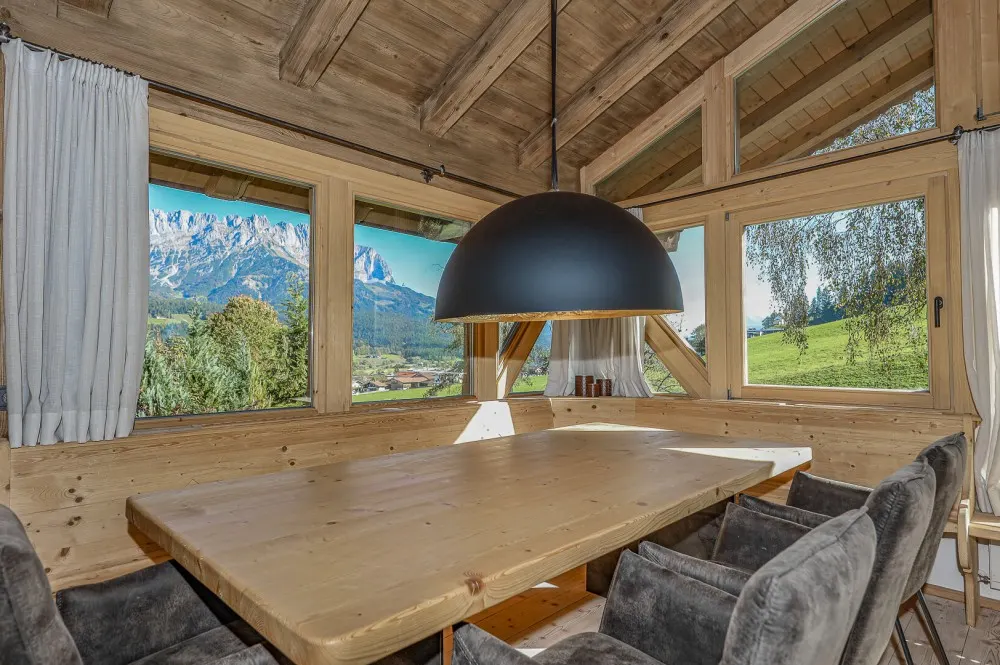 KITZIMMO-Exklusives Ski in / Ski out Chalet mit Kaiserblick - Immobilien Ellmau.
