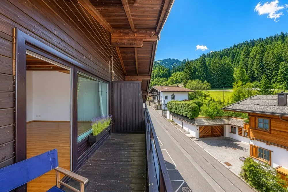 KITZIMMO-Dachgeschosswohnung an der Skipiste mit Kaiserblick kaufen - Immobilien Kitzbühel.-5-15