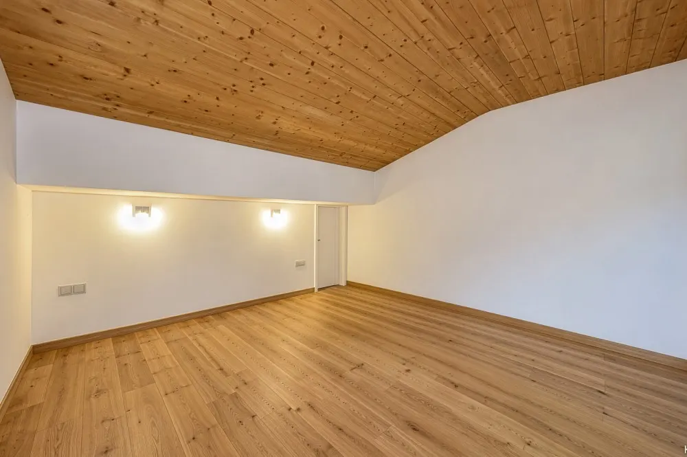 KITZIMMO-Dachgeschosswohnung an der Skipiste mit Kaiserblick kaufen - Immobilien Kitzbühel.-5-9