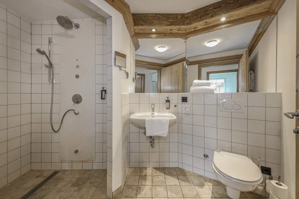 KITZIMMO-exklusives Apartment mit touristischer Widmung kaufen - Immobilien Kitzbühel.-10