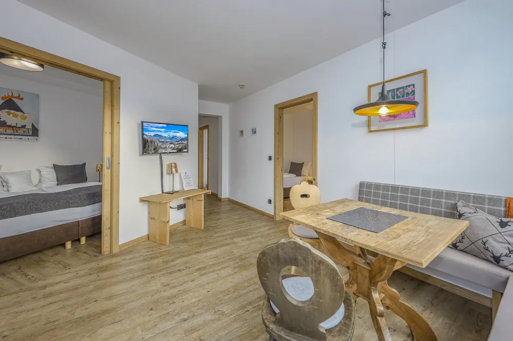 KITZIMMO-Hochwertiges Apartment mit touristischer Widmung kaufen - Immobilien Kitzbühel.
