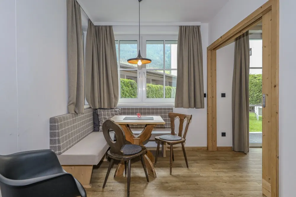 KITZIMMO-Garten Apartment mit touristischer Widmung kaufen - Immobilien Kitzbühel.-1