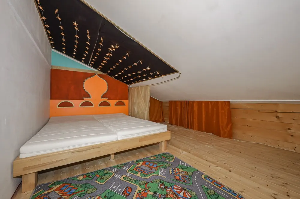 KITZIMMO-Dachgeschosswohnung mit schönem Ausblick kaufen - Immobilien Jochberg.