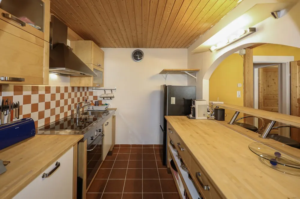 KITZIMMO-Dachgeschosswohnung mit schönem Ausblick kaufen - Immobilien Jochberg.