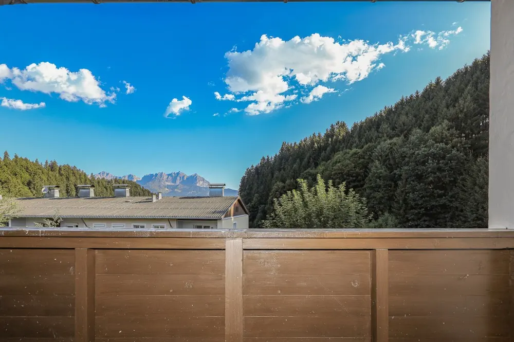 KITZIMMO-Dachgeschosswohnung mit Freizeitwohnsitz kaufen - Immobilien Kitzbühel.