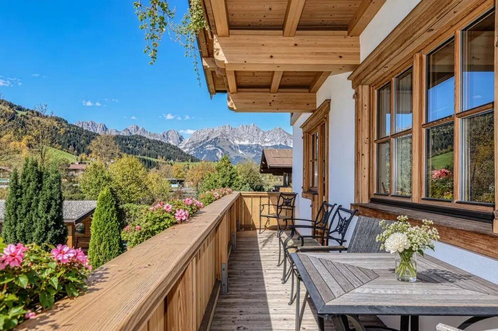 KITZIMMO-Landhaus in Toplage mit Pool - Immobilien Reith bei Kitzbühel.