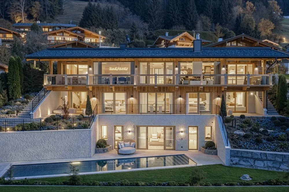 KITZIMMO-Luxusvilla in Toplage kaufen - Immobilien Aurach Kitzbühel.-1
