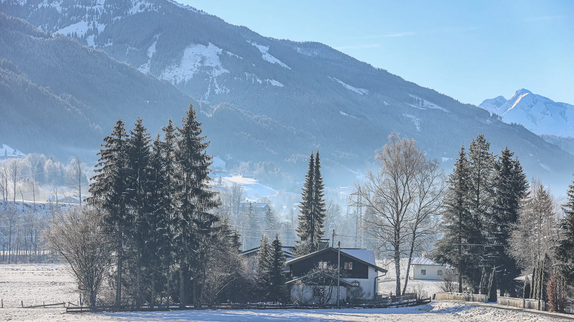 KITZIMMO-Grundstück mit Baugenehmigung Toplage kaufen - Immobilien Aurach.