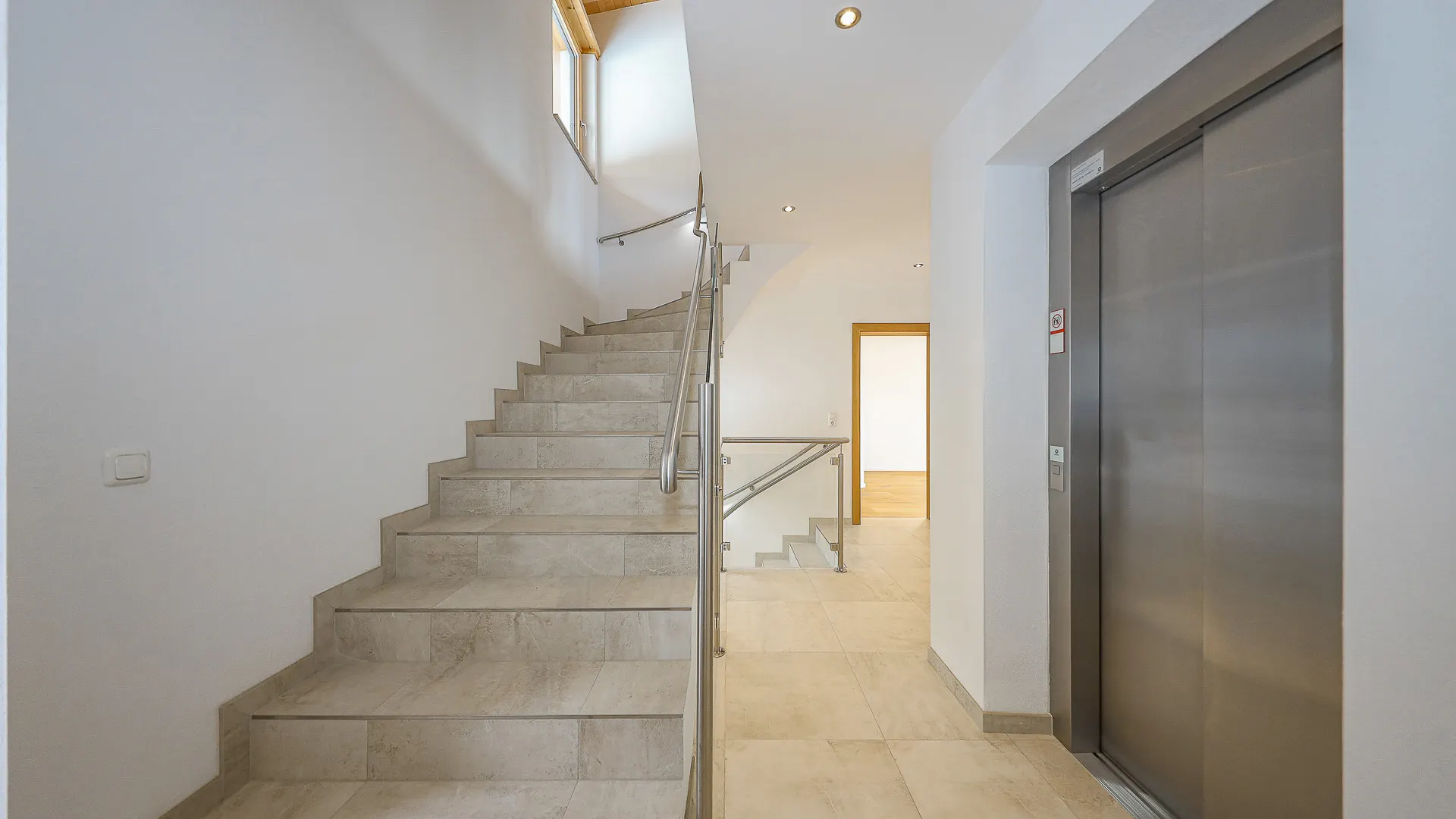 KITZIMMO-Neubauvilla in sonniger Top-Ruhelage kaufen - Immobilien Ellmau am Wilden Kaiser.