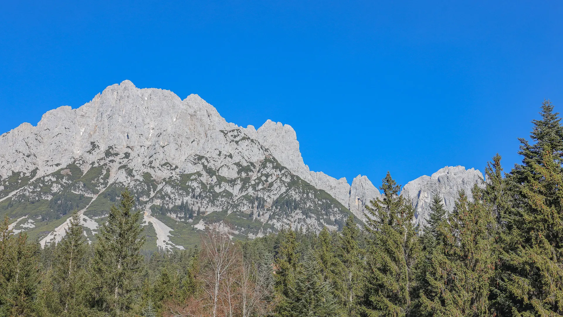 KITZIMMO-Neubauvilla in sonniger Top-Ruhelage kaufen - Immobilien Ellmau am Wilden Kaiser.